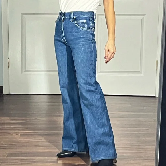 Vintage Lee bell bottom jeans - Picture 3 of 15